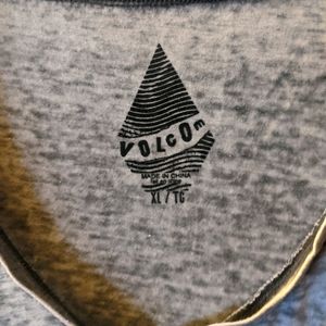 Volcom t-shirt